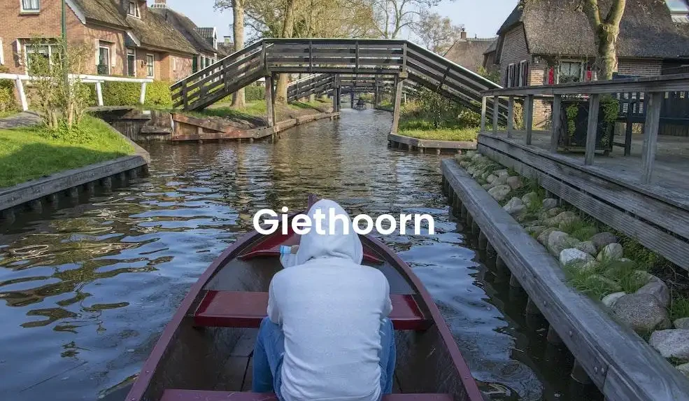 The best Airbnb in Giethoorn